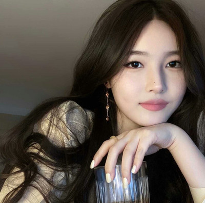 舞蹈生被强制捆绑吊起来：揭露真相背后的尊严与自由_: 思考中的对立，如何迎接彼此的真实需求？
