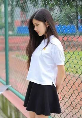 打女学生白嫩㊙️光屁股：揭秘纯真青春与成长的蜕变之路_: 触动人心的个案，是否让你开始反思？